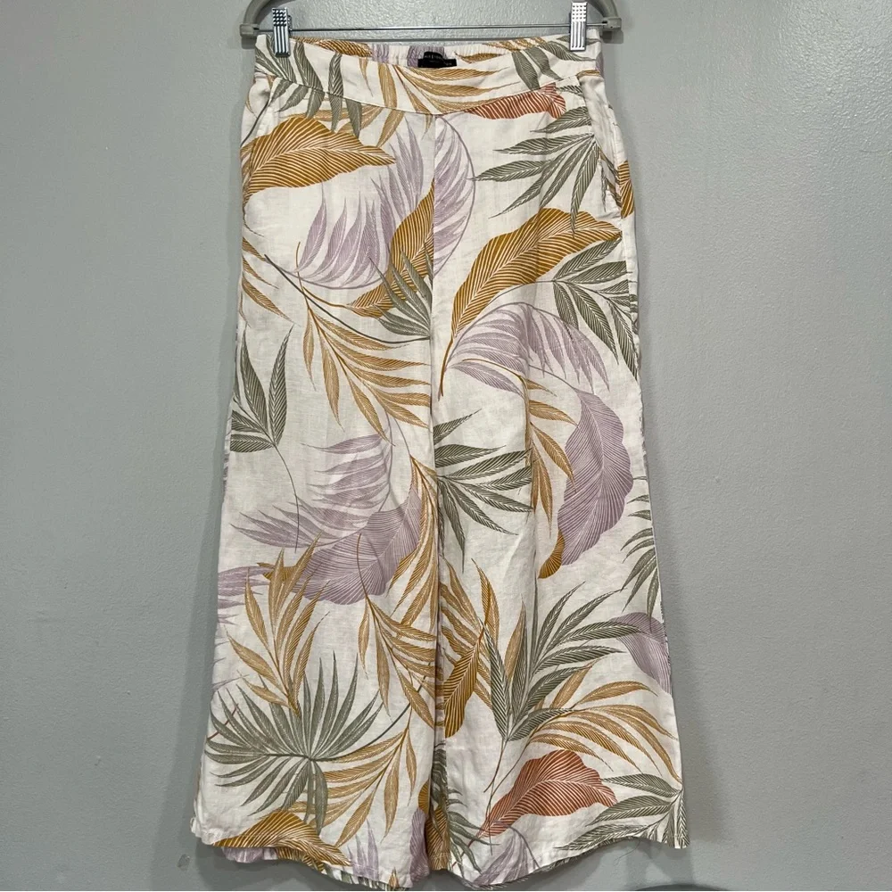 Tahari 100% linen wide leg cropped pants‎ size M
